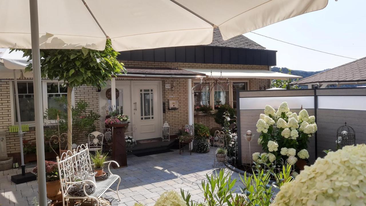 Landhaus Julia โคเบิร์น-กอนดอร์ฟ ภายนอก รูปภาพ