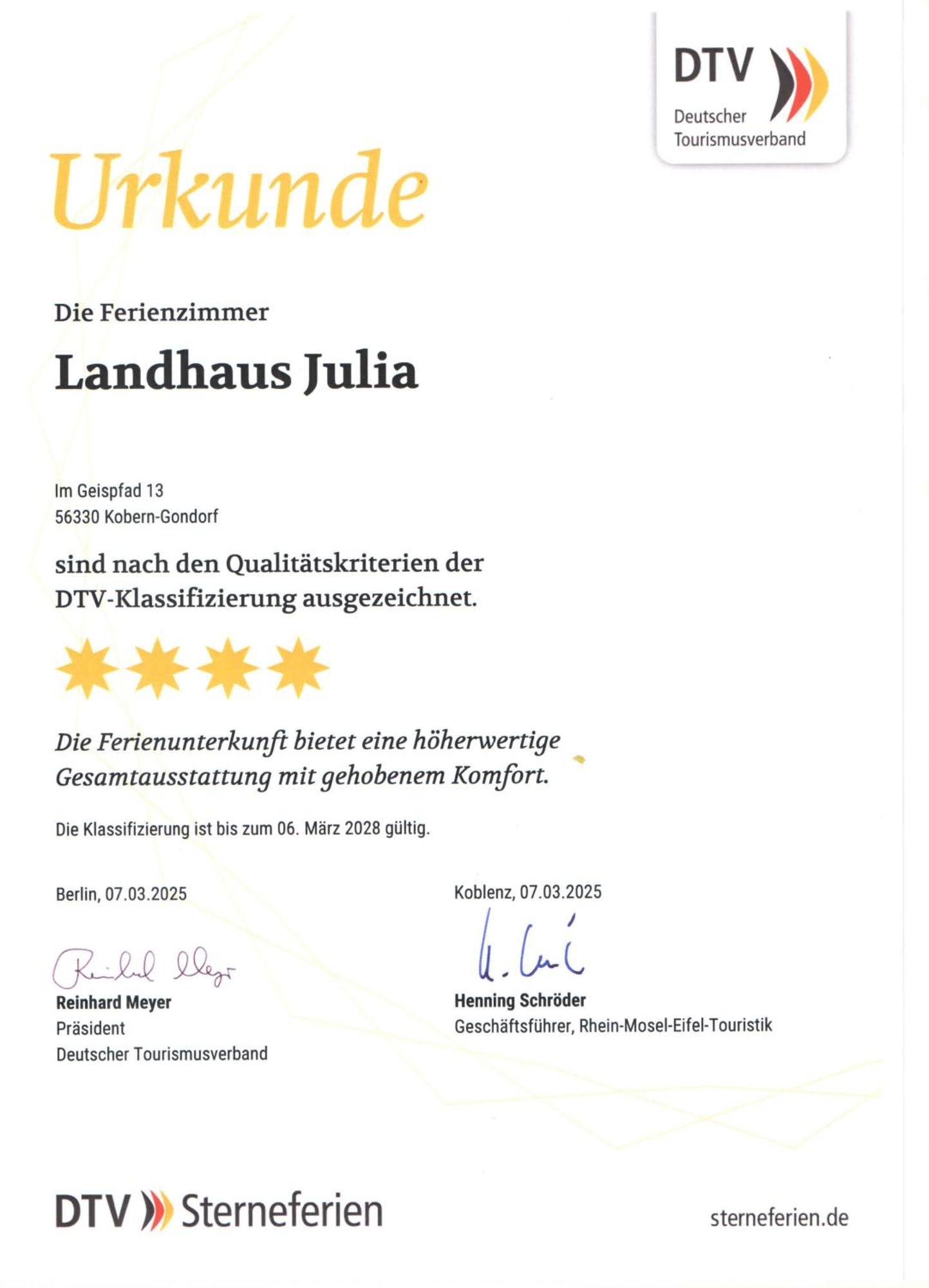 Landhaus Julia โคเบิร์น-กอนดอร์ฟ ภายนอก รูปภาพ