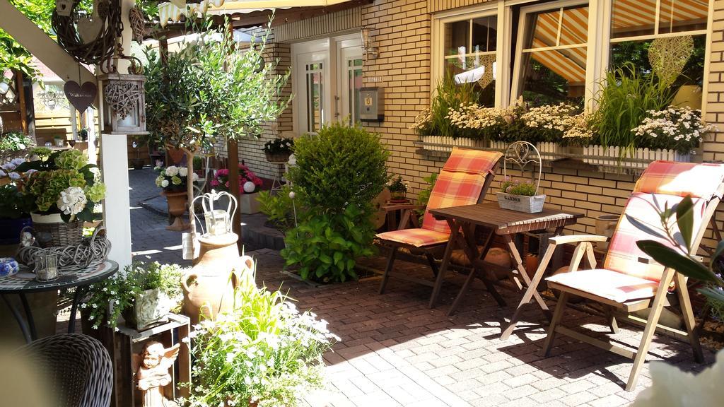 Landhaus Julia โคเบิร์น-กอนดอร์ฟ ภายนอก รูปภาพ